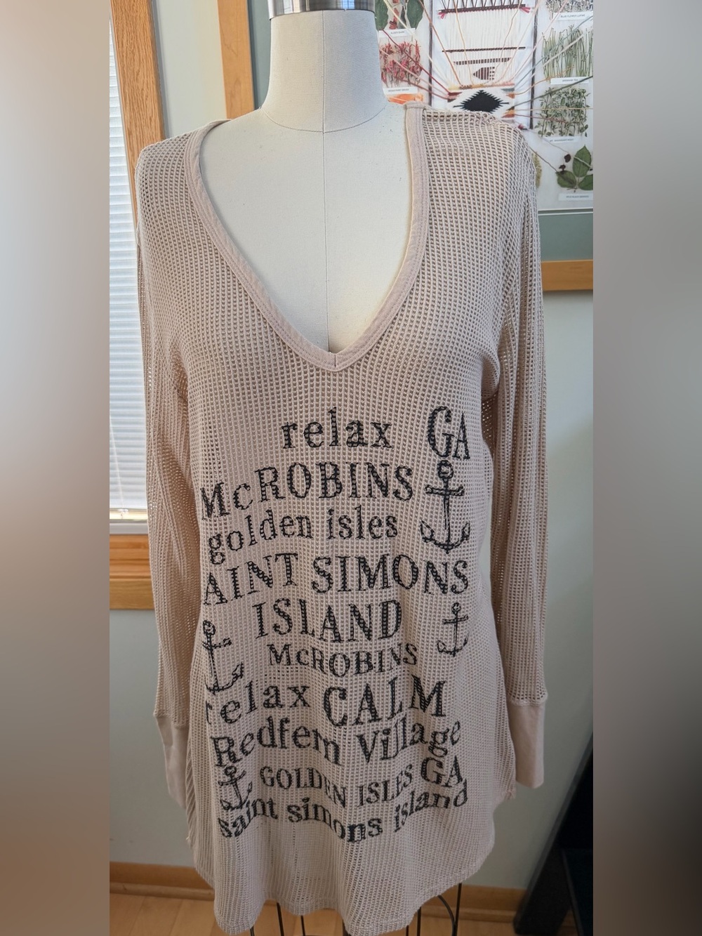 Spirit Beige V-Neck Waffle Knit Tunic with Nautical Text - size L